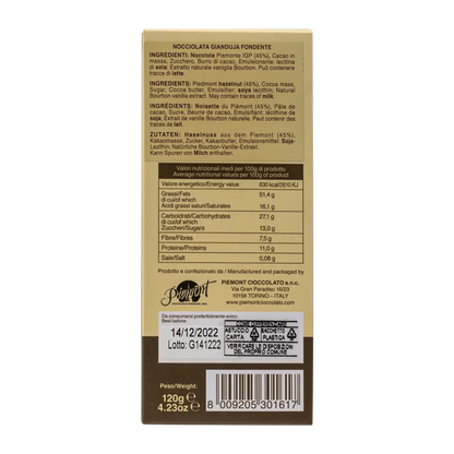 Gianduja-Schokoladentafel mit ganzen Haselnüssen